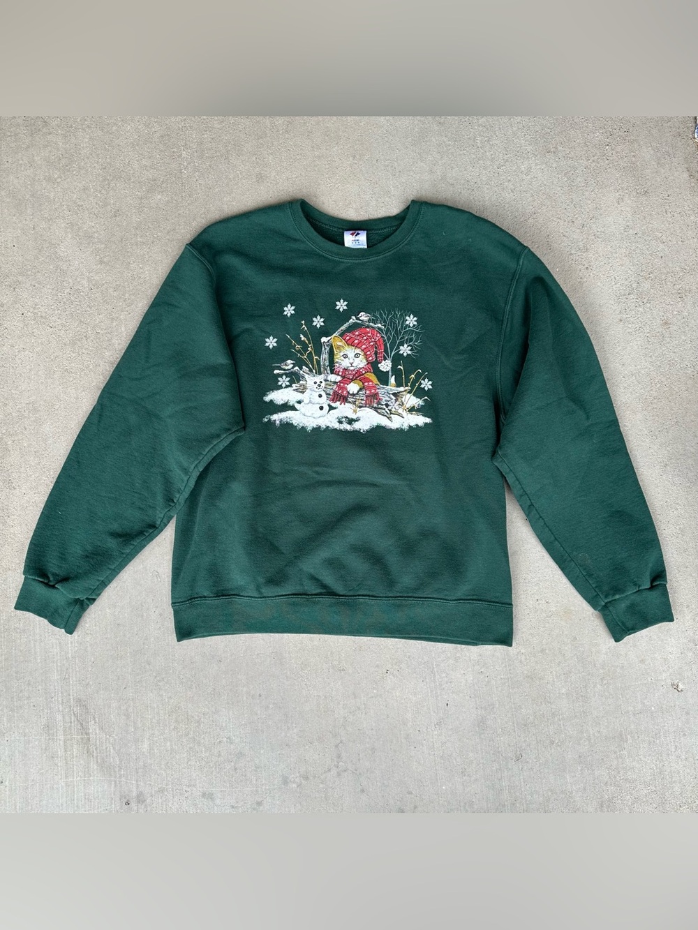 90s Jerzees Forest Green Holiday Winter Cat Crewneck with Red Hat Graphic Medium